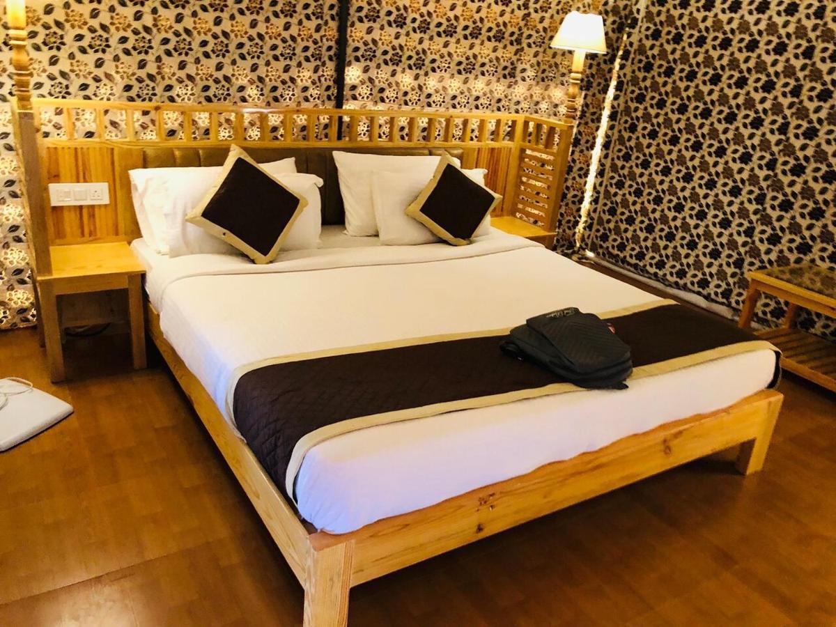 Golden Sandstone Hotel Desert Safari Camp Jaisalmer Exterior foto