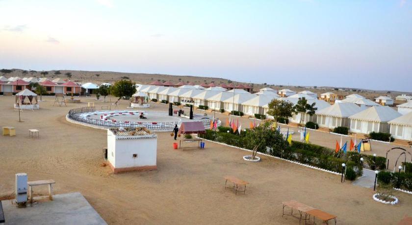 Golden Sandstone Hotel Desert Safari Camp Jaisalmer Exterior foto