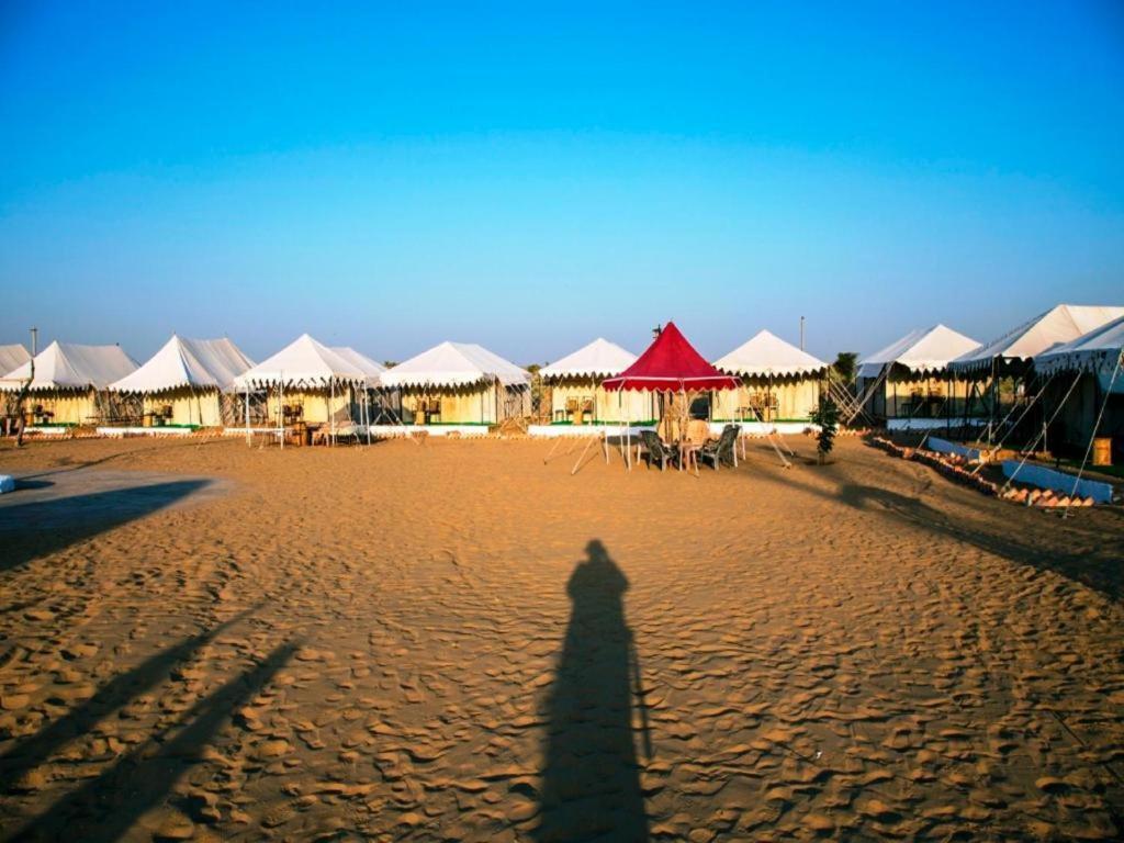 Golden Sandstone Hotel Desert Safari Camp Jaisalmer Exterior foto