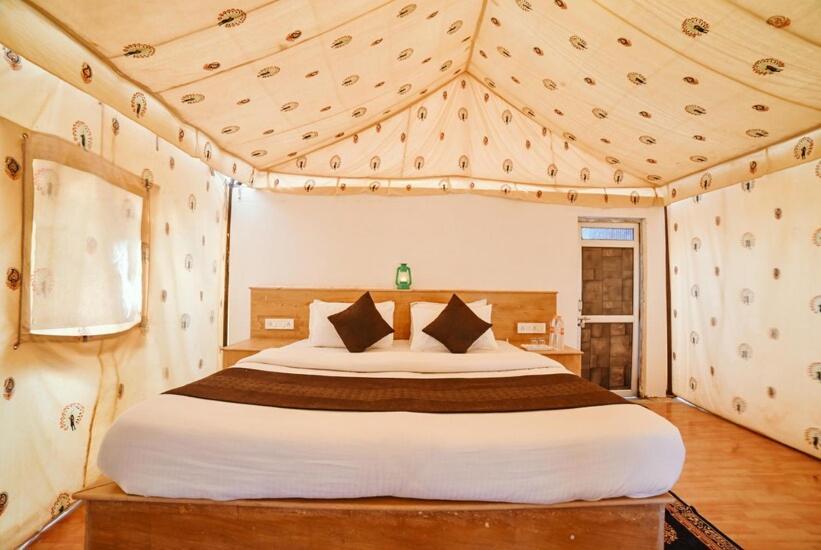 Golden Sandstone Hotel Desert Safari Camp Jaisalmer Exterior foto